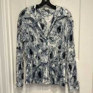 Gorgeous Vince Blouse. Great for office or date! L